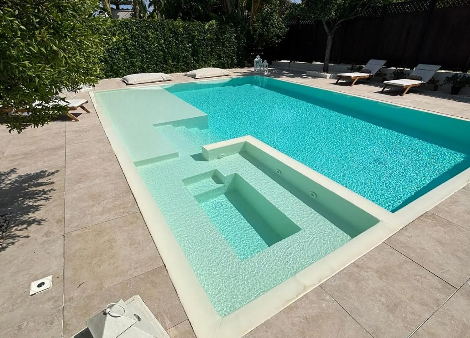 Villa Elisa Fontane Bianche 0*,  Italy